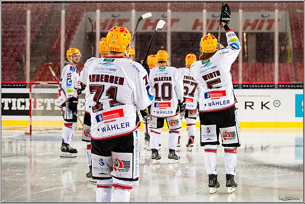 PENNY DEL; Koelner Haie- Fischtown Pinguins; Koeln, 22.12.2022